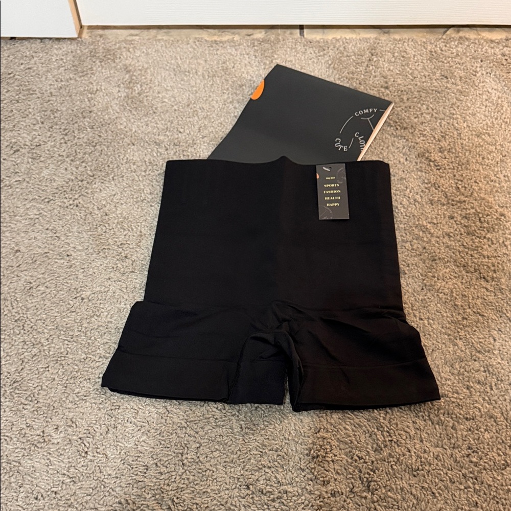 Women’s High-Waist Black Compression Maternity Shorts
